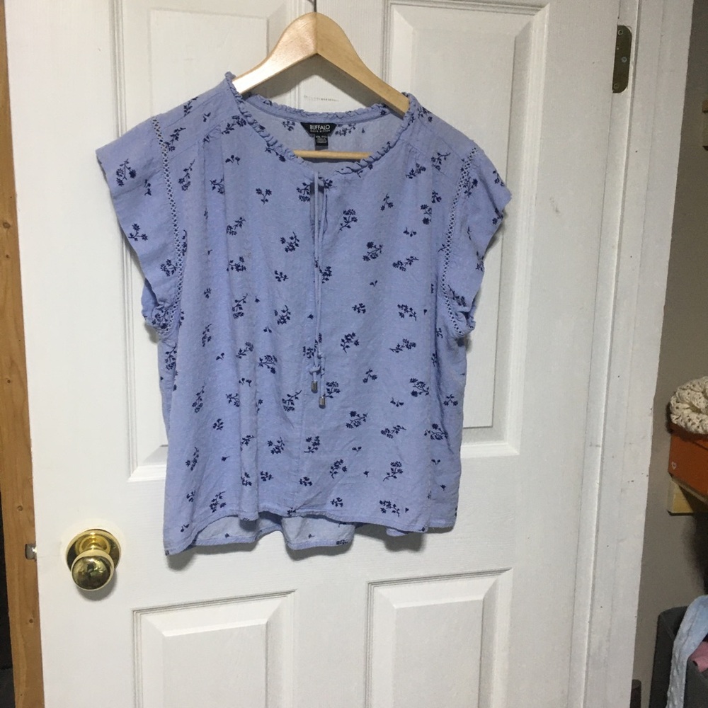 Buffalo David Bitton Lavender Floral Top